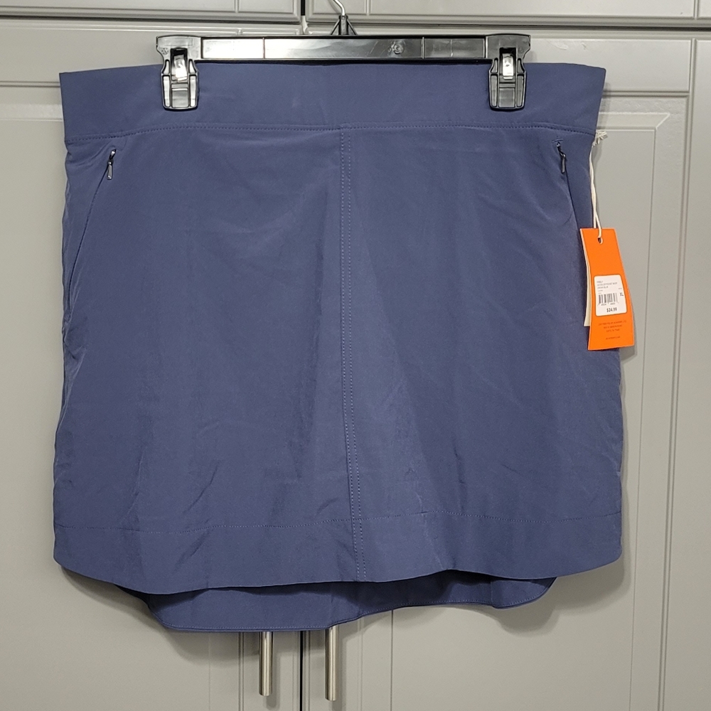 Short With Zip Pockets